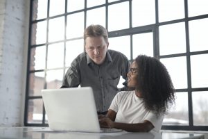Read more about the article 紫微在酉，辛年生人命盤解讀